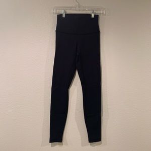Navy blue wunder under leggings
